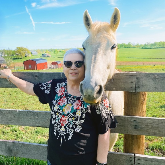 Meet your Posher, Micki - Picture 10 of 12